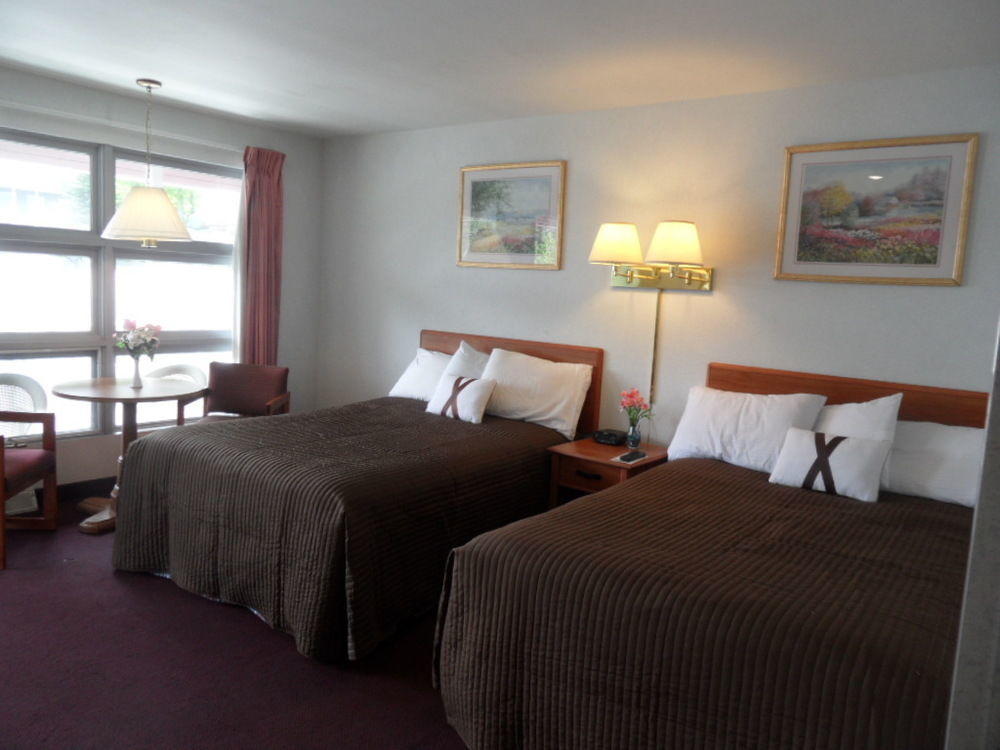 Pinebrook 2* Lake George