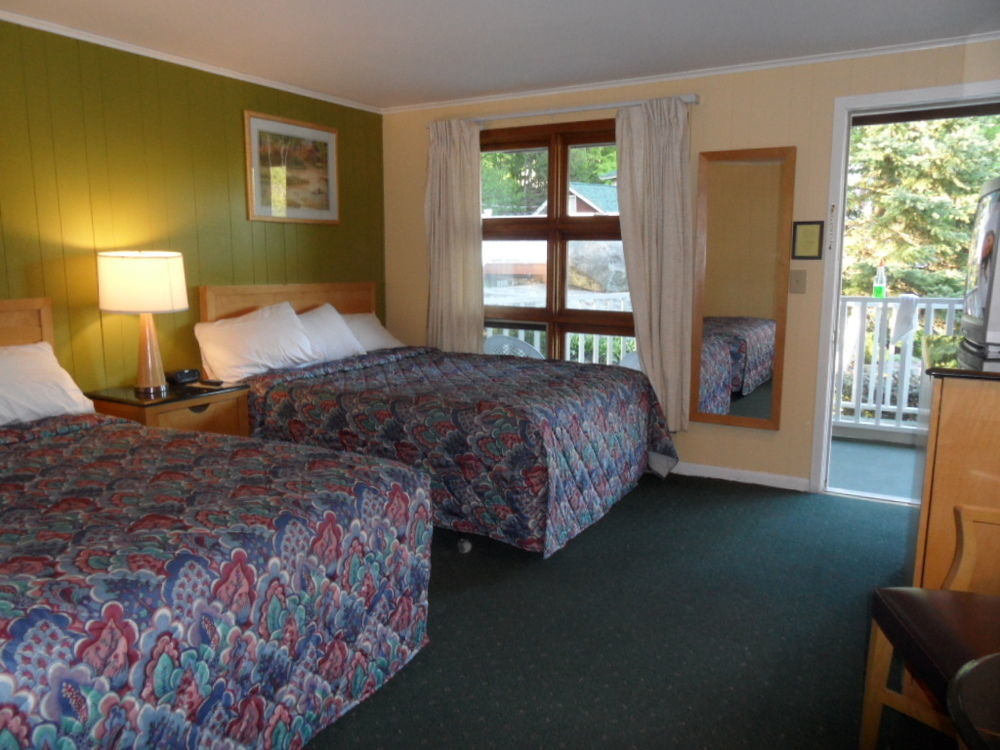 Motel Pinebrook Lake George