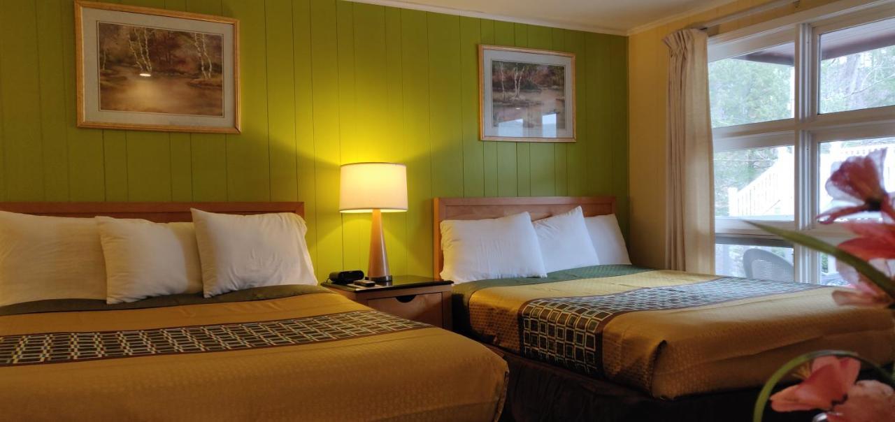 Pinebrook Motel 2*